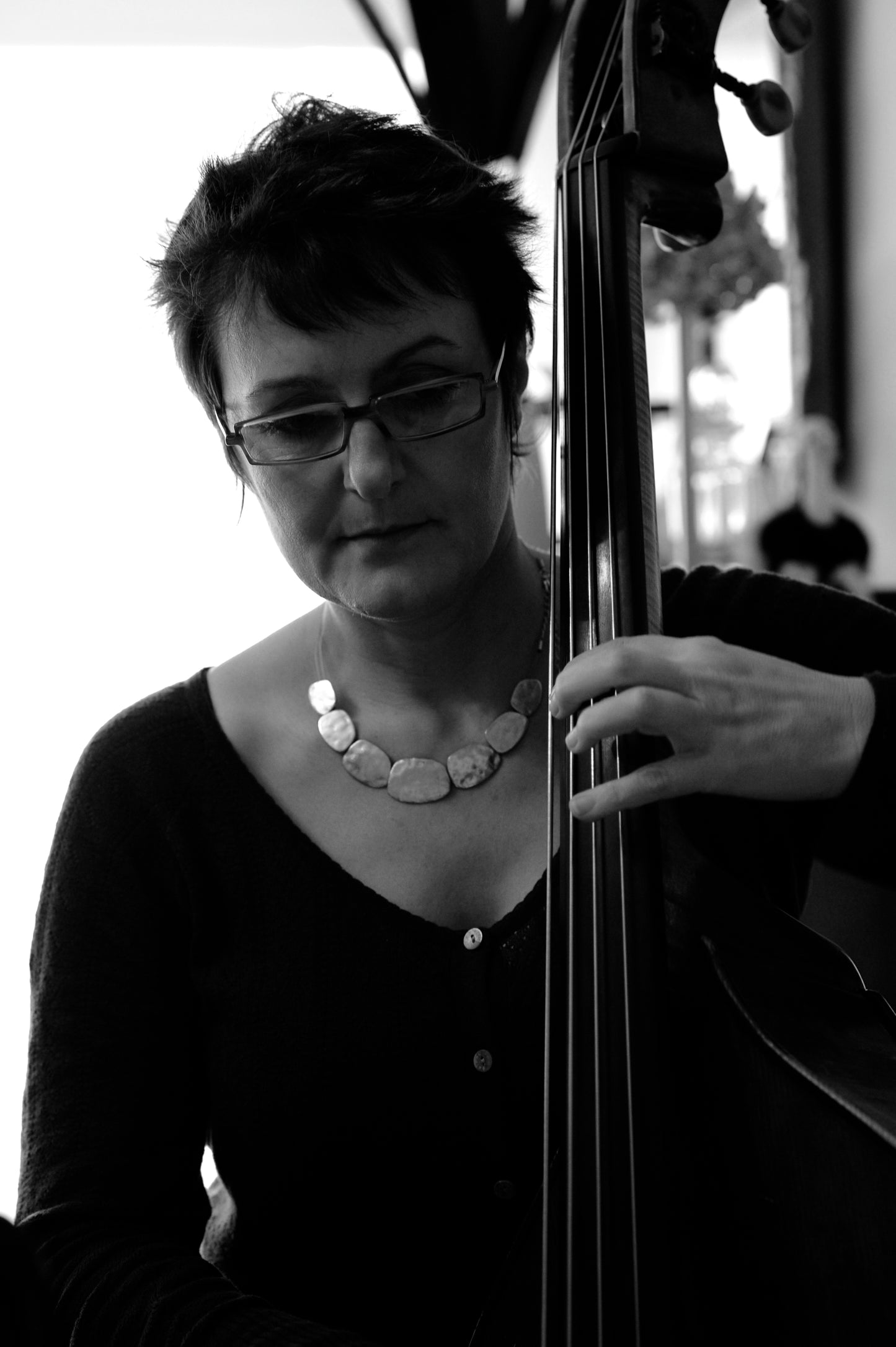 Silvius Leopold Weiss: Suite in D min for solo double bass solo (arr. by Marie Christine Dacqui)