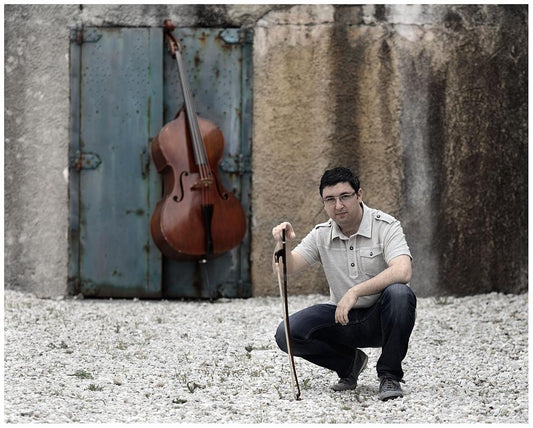 Simón García: In Nomine Domine (In the Name of the Lord) for double bass octet